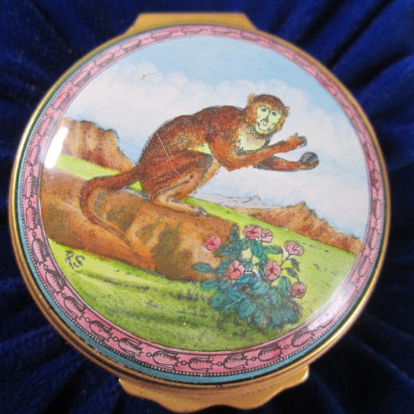 Halcyon Days Enamel Box CAPUCHIN Monkey - Picture 8 of 8
